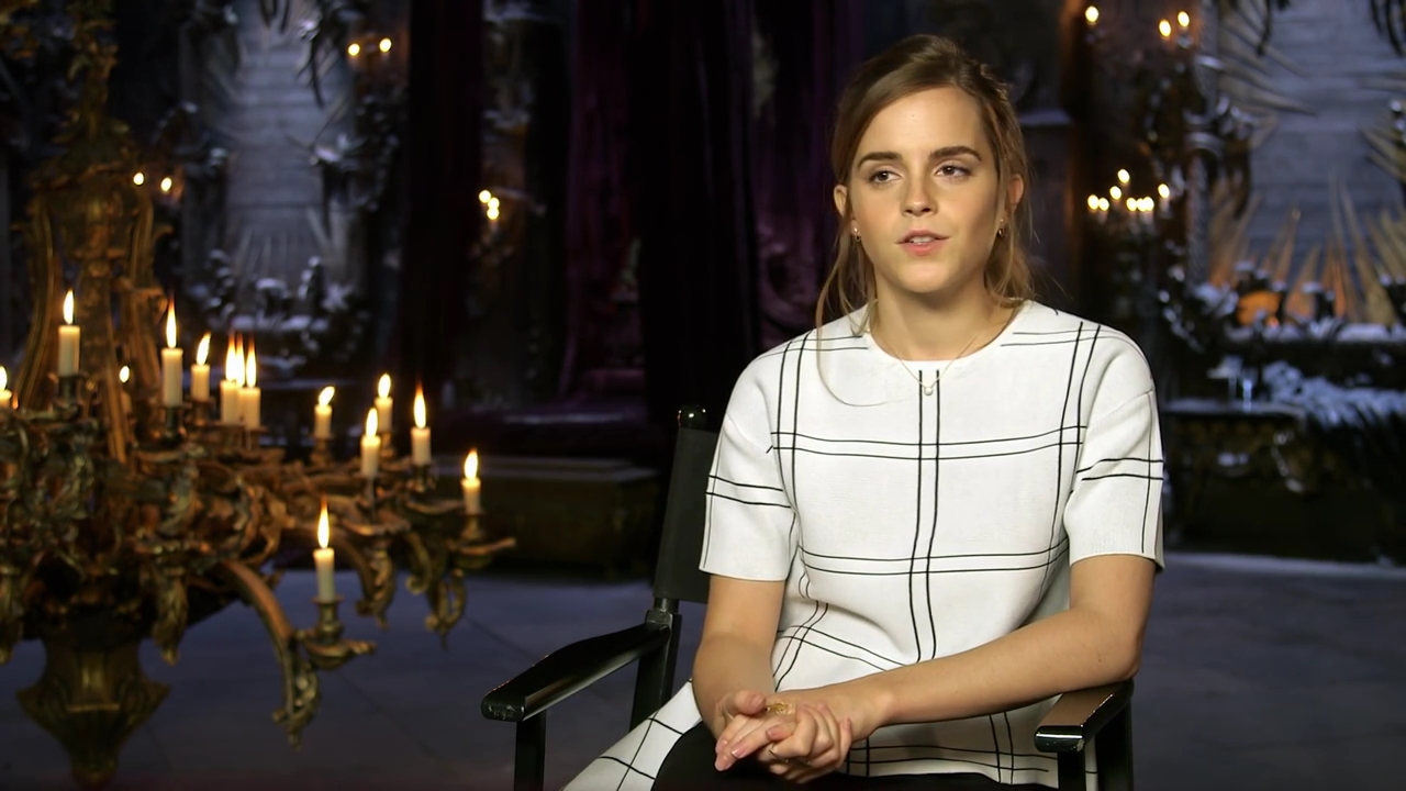 EmmaWatsonFan-dot-nl_BeautyAndtheBeastPressJunkets-FlickAndTheCity-1-0147.jpg