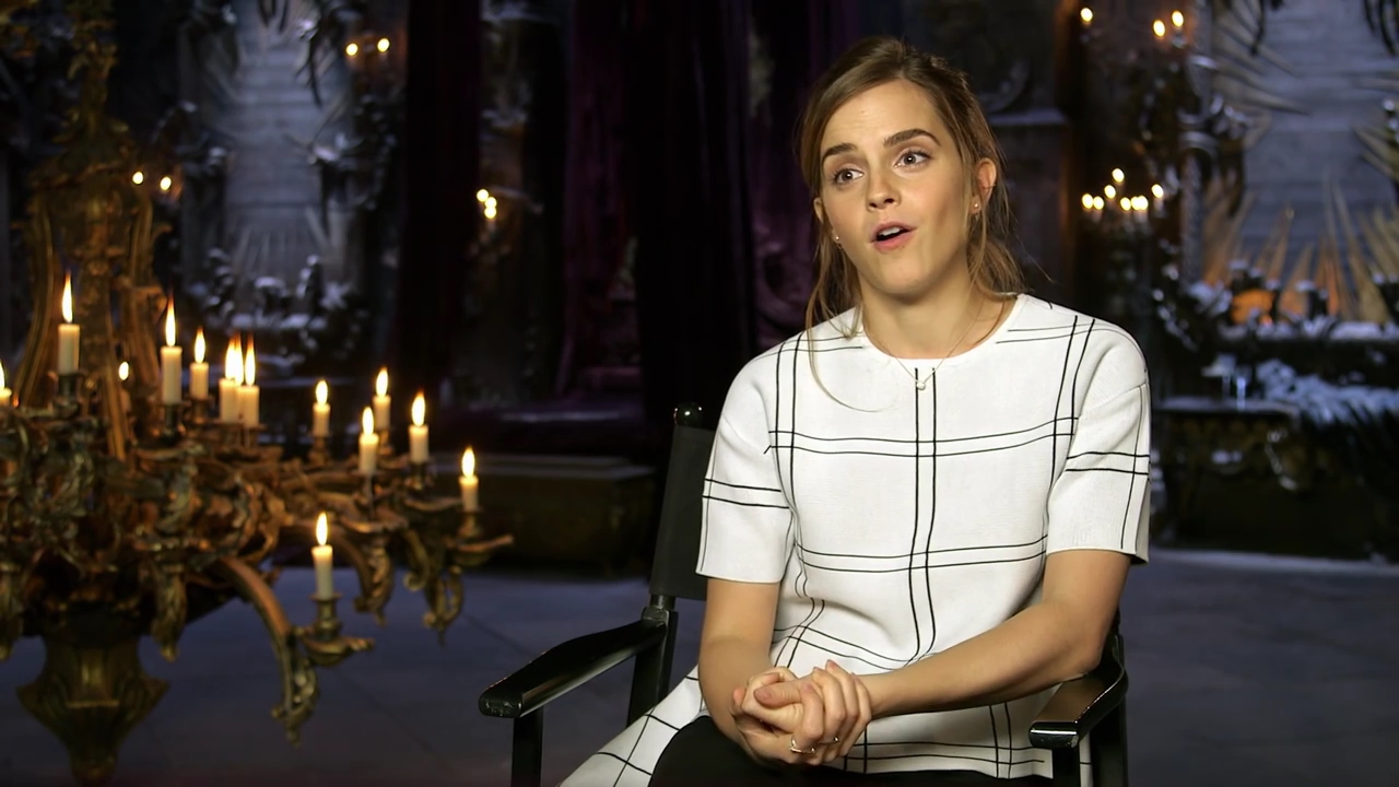 EmmaWatsonFan-dot-nl_BeautyAndtheBeastPressJunkets-FlickAndTheCity-1-0159.jpg