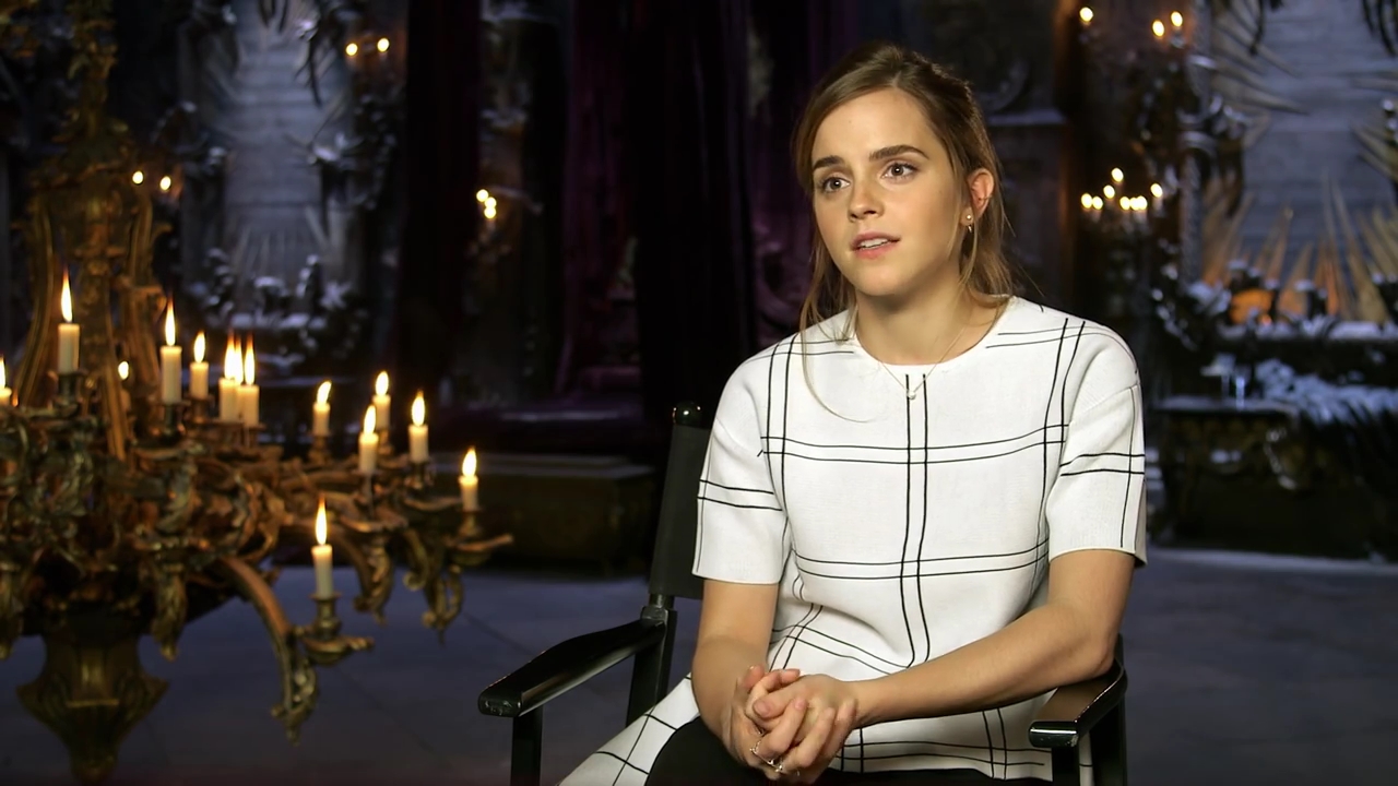 EmmaWatsonFan-dot-nl_BeautyAndtheBeastPressJunkets-FlickAndTheCity-1-0165.jpg