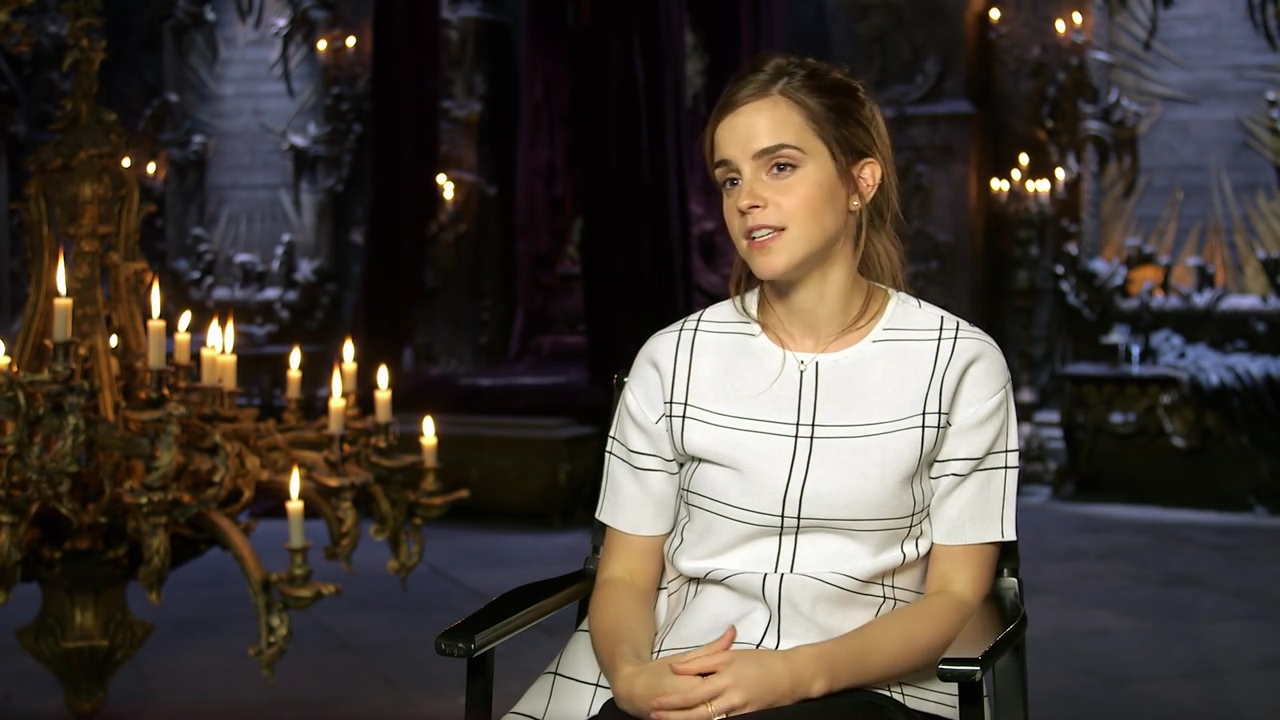 EmmaWatsonFan-dot-nl_BeautyAndtheBeastPressJunkets-FlickAndTheCity-1-0326.jpg
