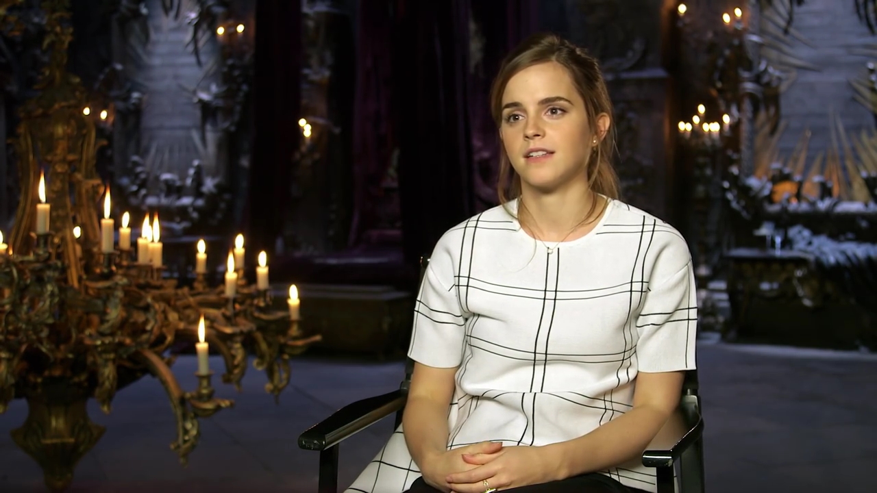 EmmaWatsonFan-dot-nl_BeautyAndtheBeastPressJunkets-FlickAndTheCity-1-0327.jpg