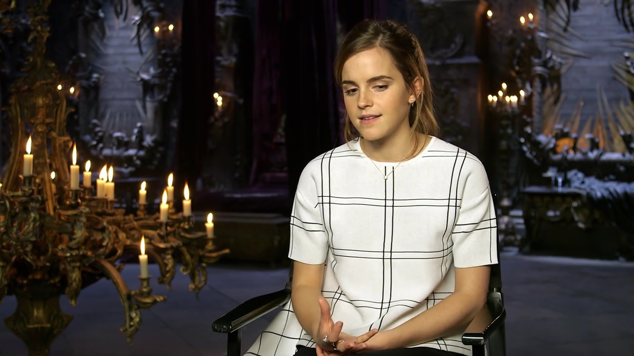 EmmaWatsonFan-dot-nl_BeautyAndtheBeastPressJunkets-FlickAndTheCity-1-0378.jpg
