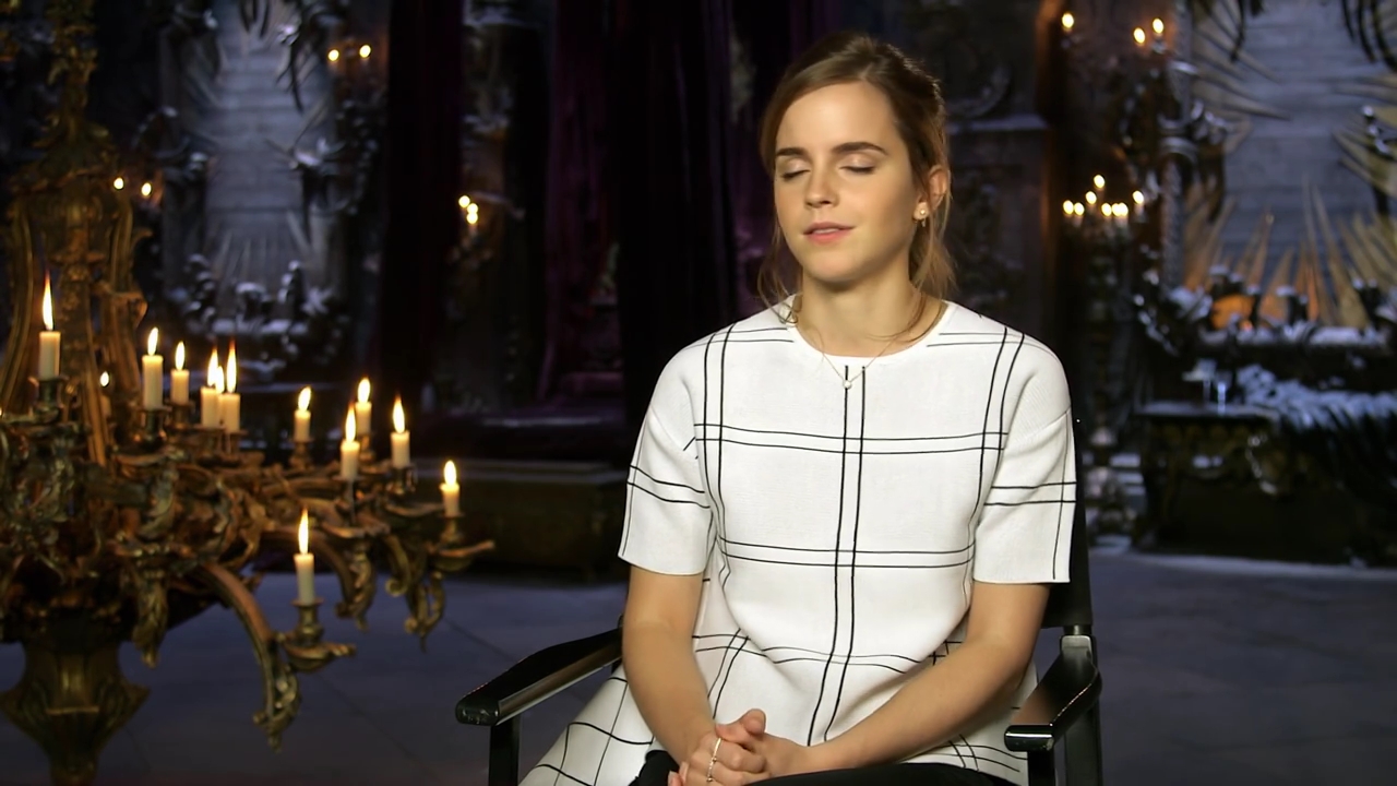 EmmaWatsonFan-dot-nl_BeautyAndtheBeastPressJunkets-FlickAndTheCity-1-0445.jpg