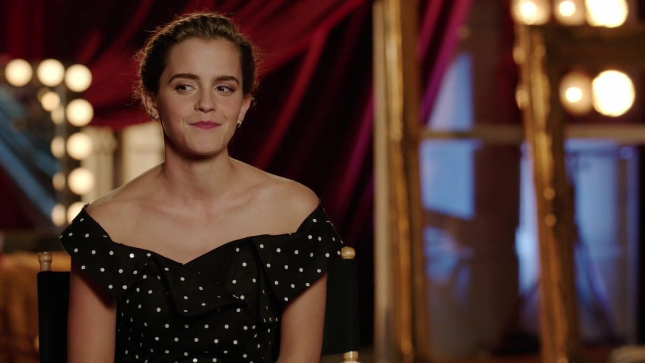 EmmaWatsonFan-dot-nl_BeautyAndtheBeastPressJunkets-FlickAndTheCity-2-0103.jpg