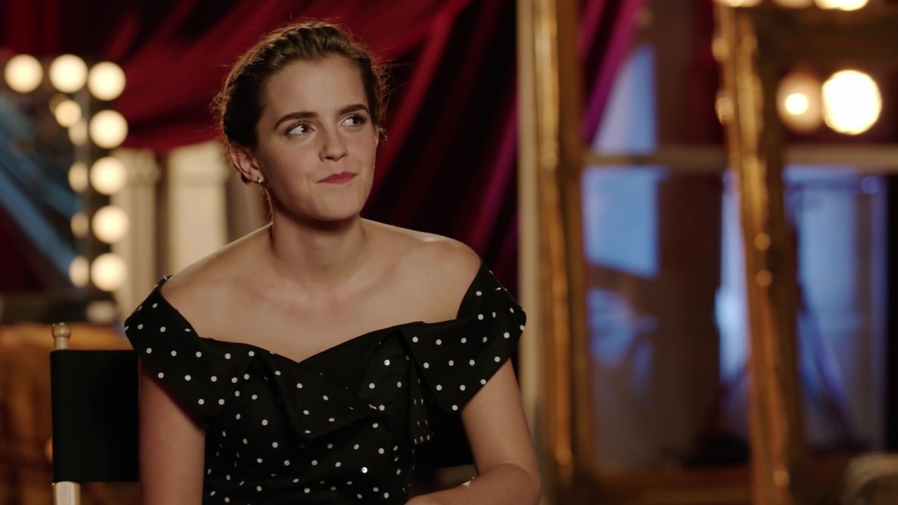 EmmaWatsonFan-dot-nl_BeautyAndtheBeastPressJunkets-FlickAndTheCity-2-0125.jpg