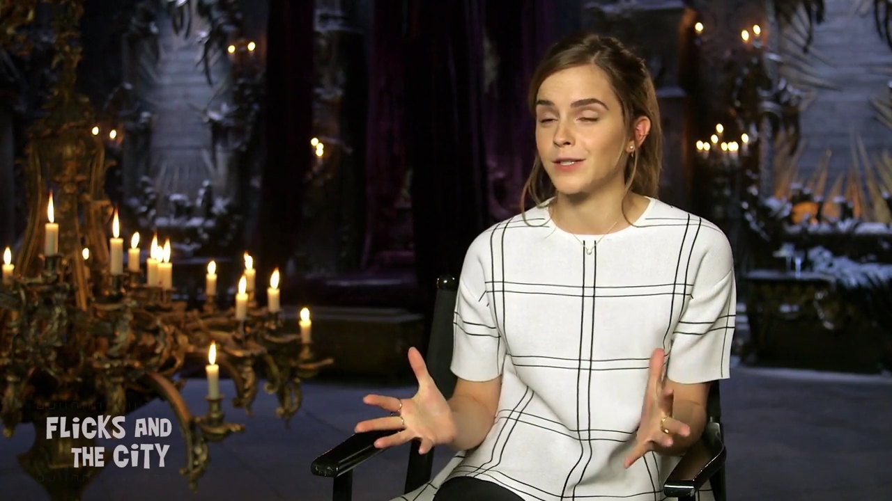 EmmaWatsonFan-dot-nl_BeautyAndtheBeastPressJunkets-FlickAndTheCity-TrailerLaunch0004.jpg