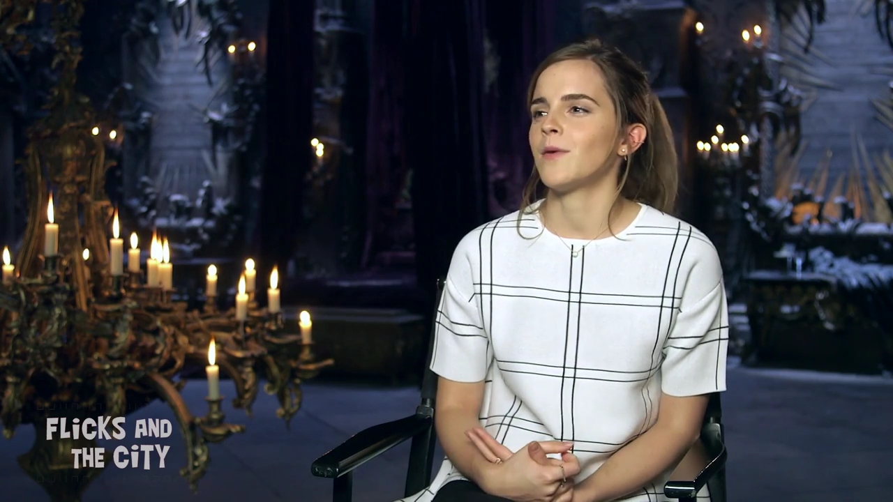EmmaWatsonFan-dot-nl_BeautyAndtheBeastPressJunkets-FlickAndTheCity-TrailerLaunch0053.jpg