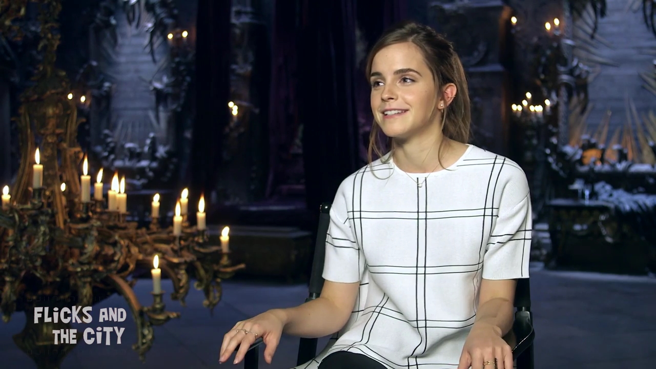 EmmaWatsonFan-dot-nl_BeautyAndtheBeastPressJunkets-FlickAndTheCity-TrailerLaunch0083.jpg