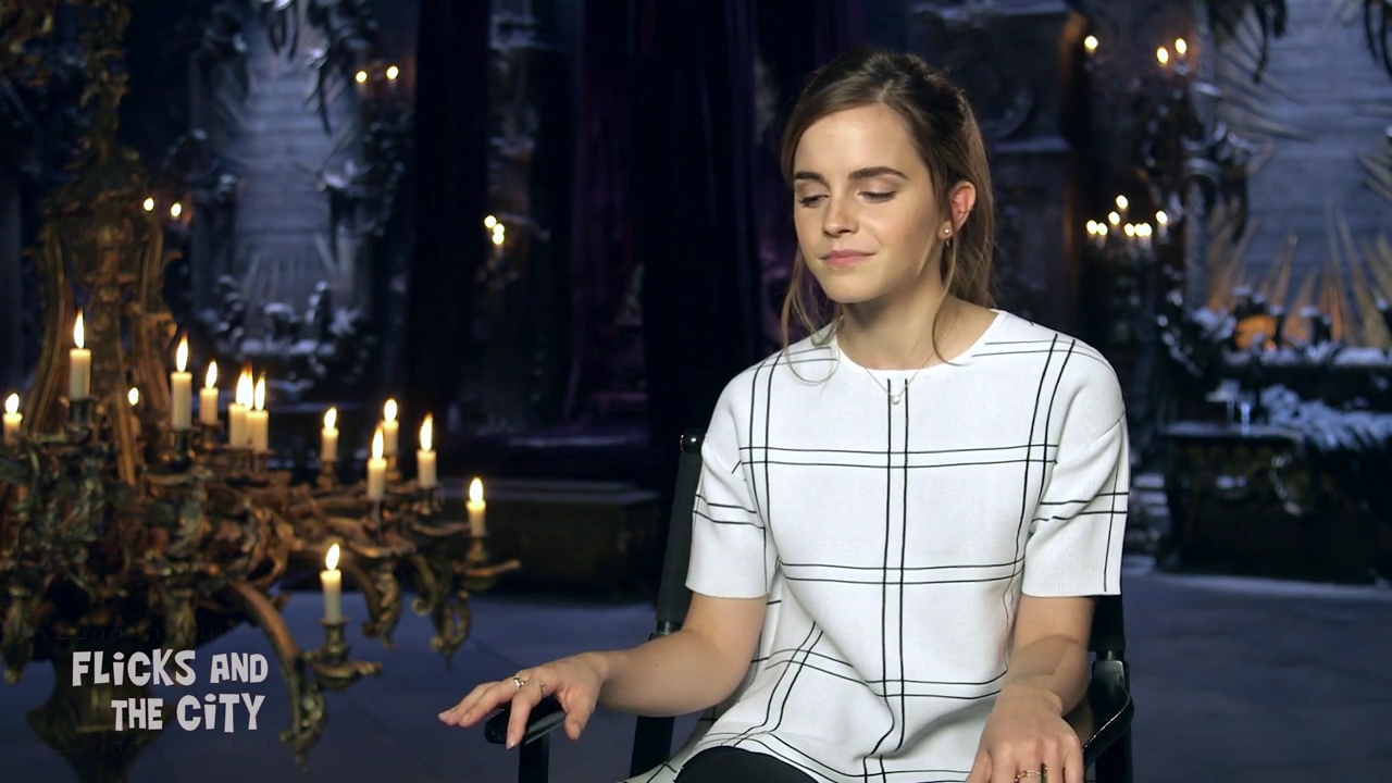 EmmaWatsonFan-dot-nl_BeautyAndtheBeastPressJunkets-FlickAndTheCity-TrailerLaunch0086.jpg