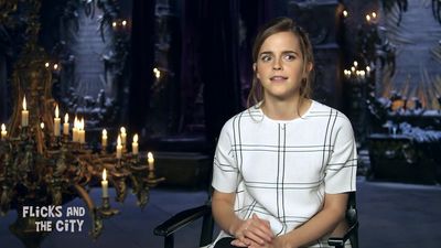 EmmaWatsonFan-dot-nl_BeautyAndtheBeastPressJunkets-FlickAndTheCity-TrailerLaunch0043.jpg