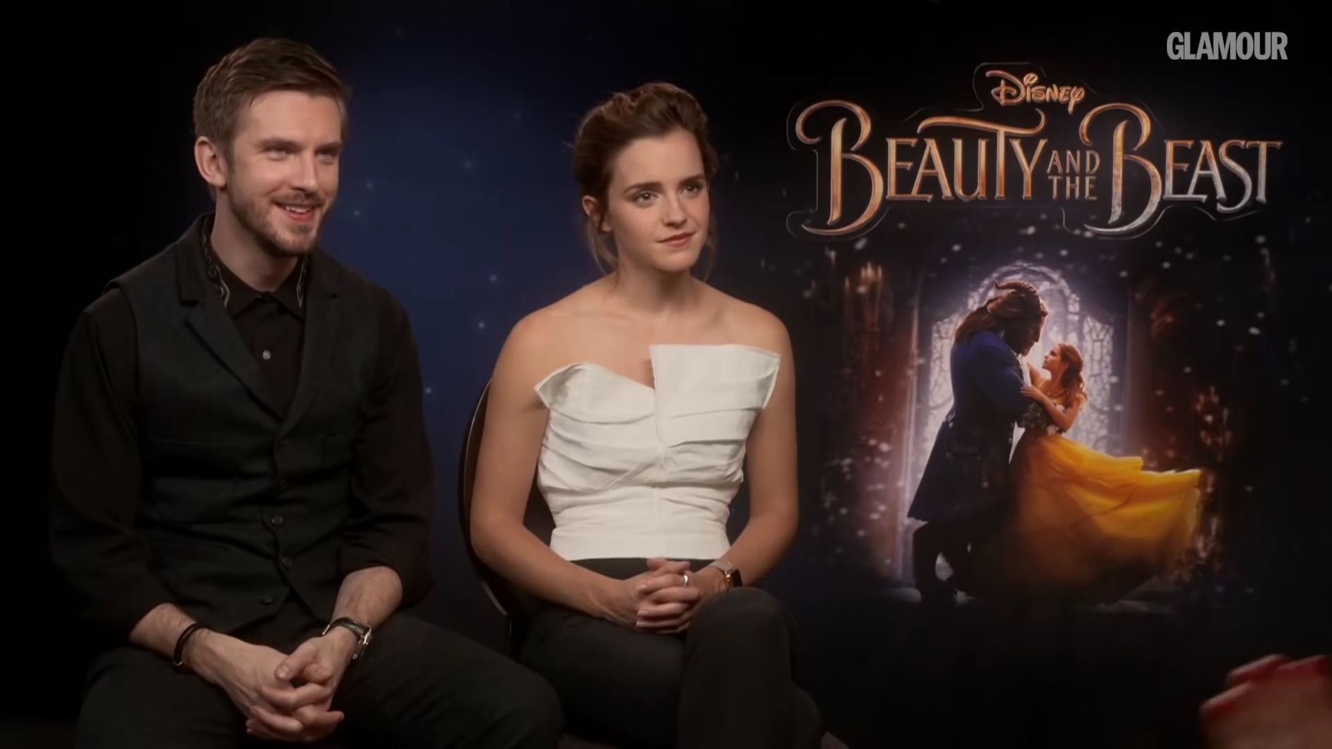 EmmaWatsonFan-dot-NL_BeautyAndtheBeastPressJunket-GlamourUK0013.jpg