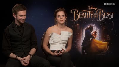 EmmaWatsonFan-dot-NL_BeautyAndtheBeastPressJunket-GlamourUK0280.jpg