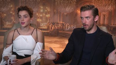 EmmaWatsonFan-dot-NL_BeautyAndTheBeastPressJunket-HarkinsTheatres0123.jpg