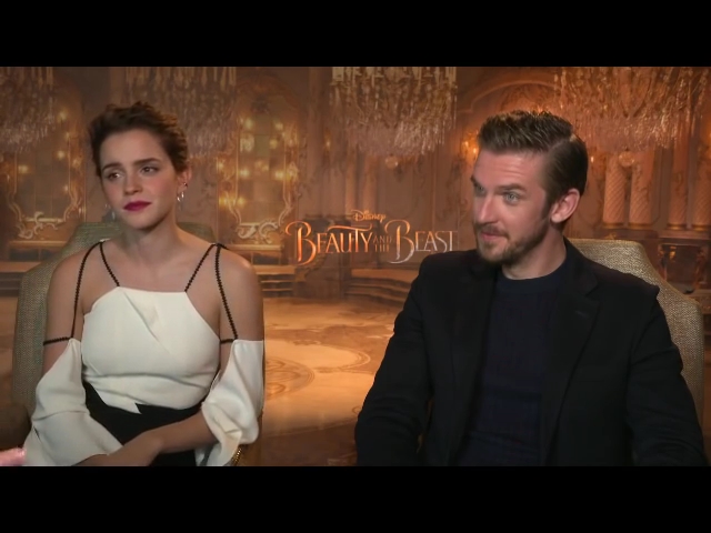 EmmaWatsonFan-dot-NL_BeautyAndTheBeastPressJunket-HollywoodXYZ0028.jpg