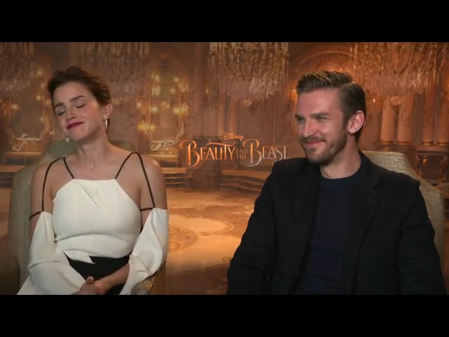 EmmaWatsonFan-dot-NL_BeautyAndTheBeastPressJunket-HollywoodXYZ0219.jpg
