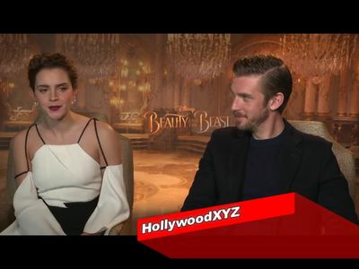 EmmaWatsonFan-dot-NL_BeautyAndTheBeastPressJunket-HollywoodXYZ0011.jpg