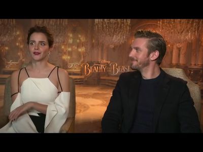 EmmaWatsonFan-dot-NL_BeautyAndTheBeastPressJunket-HollywoodXYZ0015.jpg