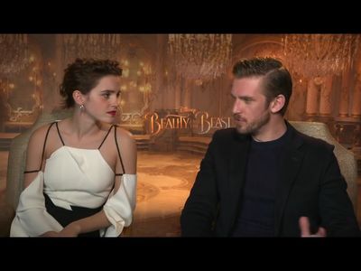 EmmaWatsonFan-dot-NL_BeautyAndTheBeastPressJunket-HollywoodXYZ0032.jpg