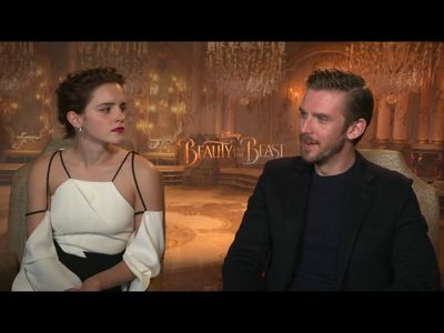 EmmaWatsonFan-dot-NL_BeautyAndTheBeastPressJunket-HollywoodXYZ0042.jpg