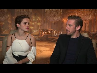 EmmaWatsonFan-dot-NL_BeautyAndTheBeastPressJunket-HollywoodXYZ0056.jpg