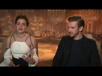 EmmaWatsonFan-dot-NL_BeautyAndTheBeastPressJunket-HollywoodXYZ0099.jpg