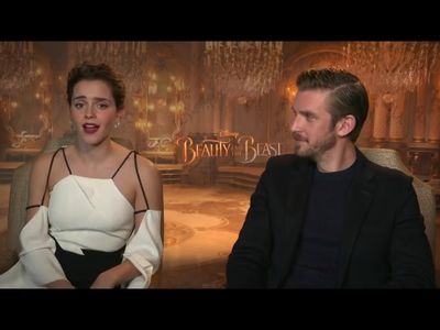 EmmaWatsonFan-dot-NL_BeautyAndTheBeastPressJunket-HollywoodXYZ0100.jpg