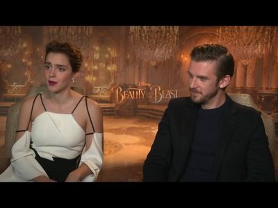 EmmaWatsonFan-dot-NL_BeautyAndTheBeastPressJunket-HollywoodXYZ0102.jpg