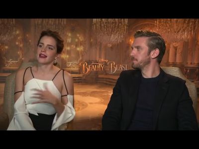 EmmaWatsonFan-dot-NL_BeautyAndTheBeastPressJunket-HollywoodXYZ0132.jpg