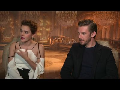 EmmaWatsonFan-dot-NL_BeautyAndTheBeastPressJunket-HollywoodXYZ0150.jpg