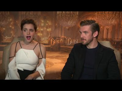 EmmaWatsonFan-dot-NL_BeautyAndTheBeastPressJunket-HollywoodXYZ0175.jpg