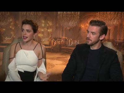 EmmaWatsonFan-dot-NL_BeautyAndTheBeastPressJunket-HollywoodXYZ0180.jpg