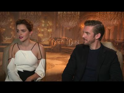 EmmaWatsonFan-dot-NL_BeautyAndTheBeastPressJunket-HollywoodXYZ0205.jpg