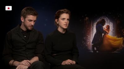 EmmaWatsonFan-dot-NL_BeautyAndTheBeastPressJunket-KinoTV0128.jpg