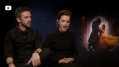 EmmaWatsonFan-dot-NL_BeautyAndTheBeastPressJunket-KinoTV0234.jpg