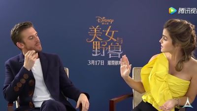 EmmaWatsonFan-dot-NL_BeautyAndTheBeastPressJunket-ShanghaiInterview0216.jpg