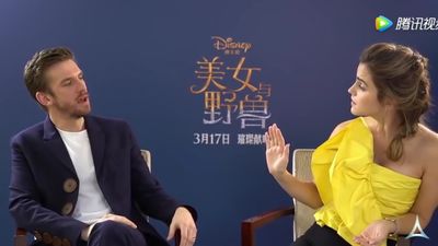 EmmaWatsonFan-dot-NL_BeautyAndTheBeastPressJunket-ShanghaiInterview0217.jpg