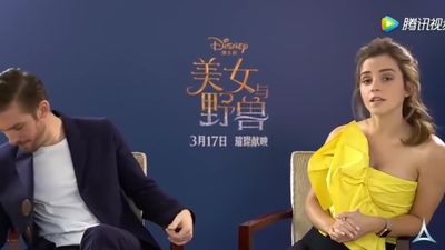 EmmaWatsonFan-dot-NL_BeautyAndTheBeastPressJunket-ShanghaiInterview0222.jpg