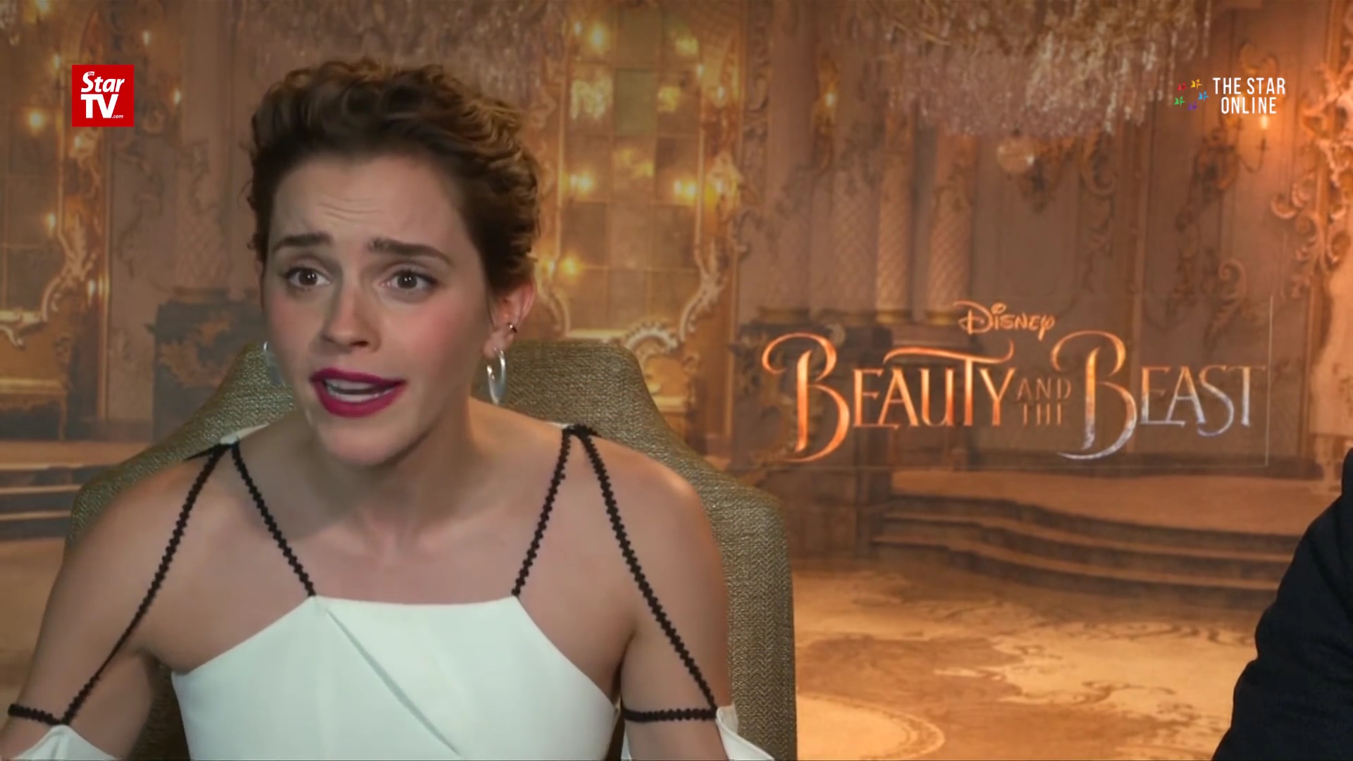 EmmaWatsonFan-dot-nl_BeautyAndTheBeastPressJunkets_TheStarOnline0033.jpg EmmaWatsonFan-dot-nl_BeautyAndTheBeastPressJunkets_TheStarOnline0033.jpg