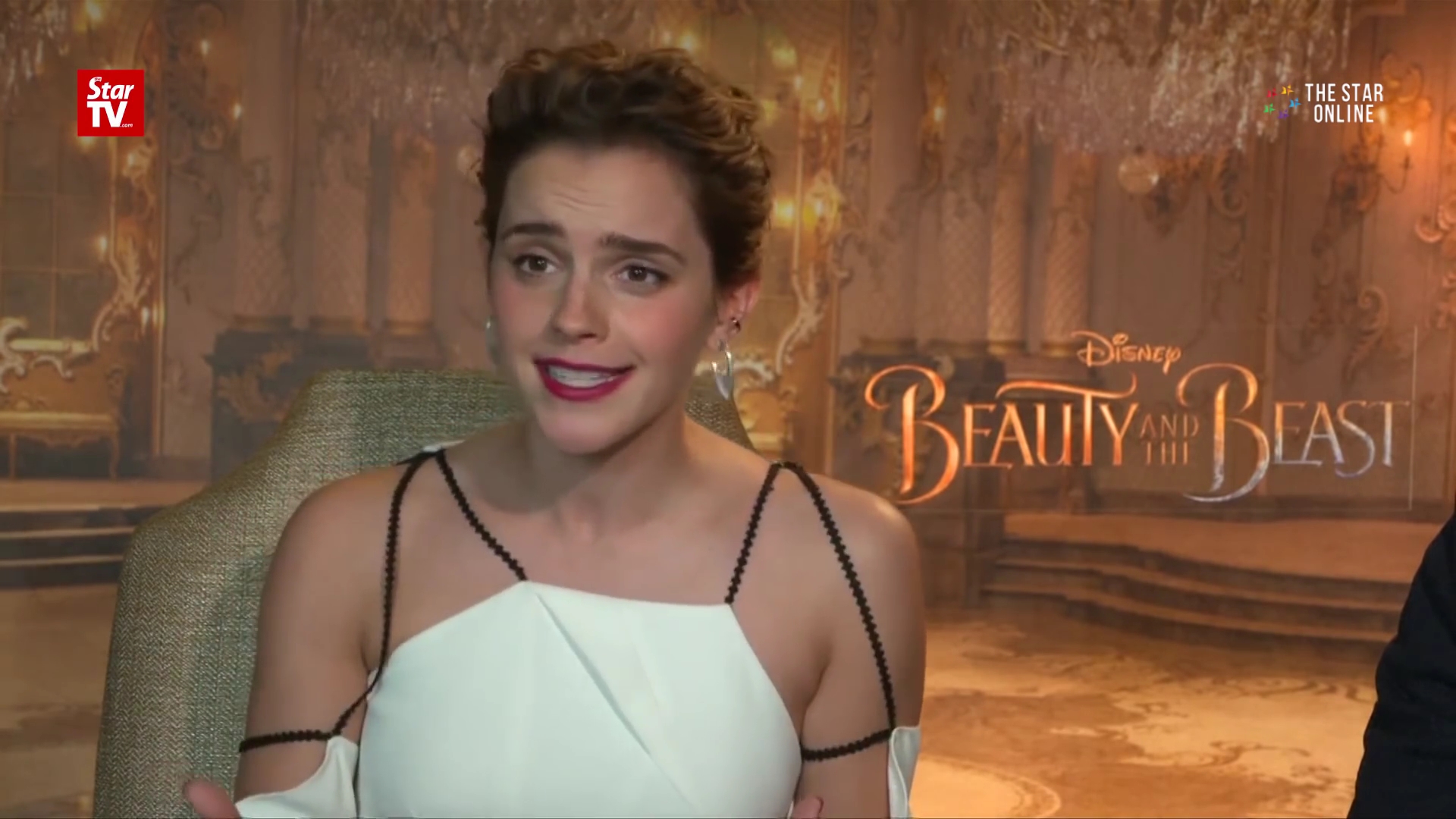 EmmaWatsonFan-dot-nl_BeautyAndTheBeastPressJunkets_TheStarOnline0079.jpg EmmaWatsonFan-dot-nl_BeautyAndTheBeastPressJunkets_TheStarOnline0079.jpg