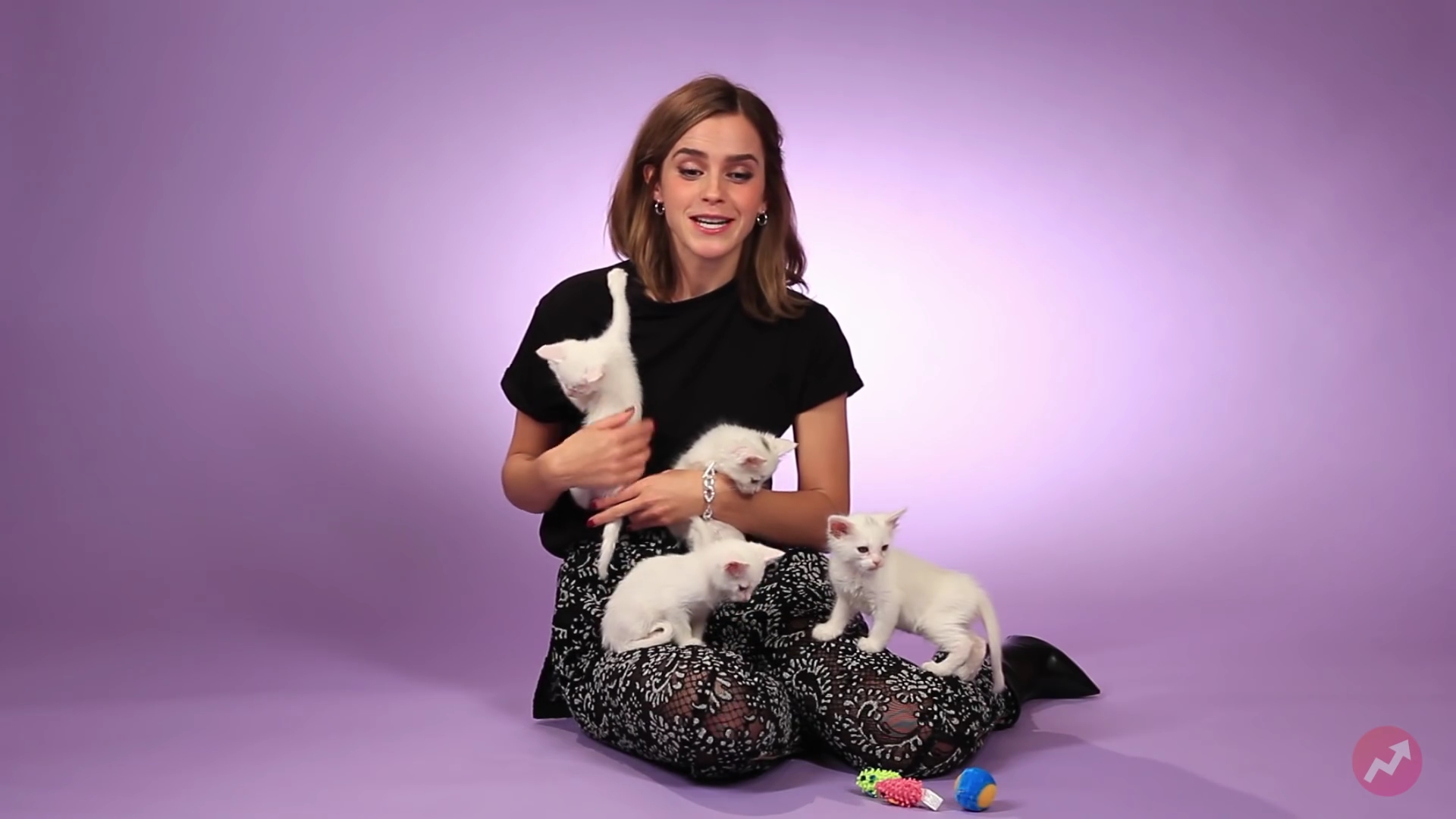 EmmaWatsonFan-nl_2017Buzzfeed0044.jpg