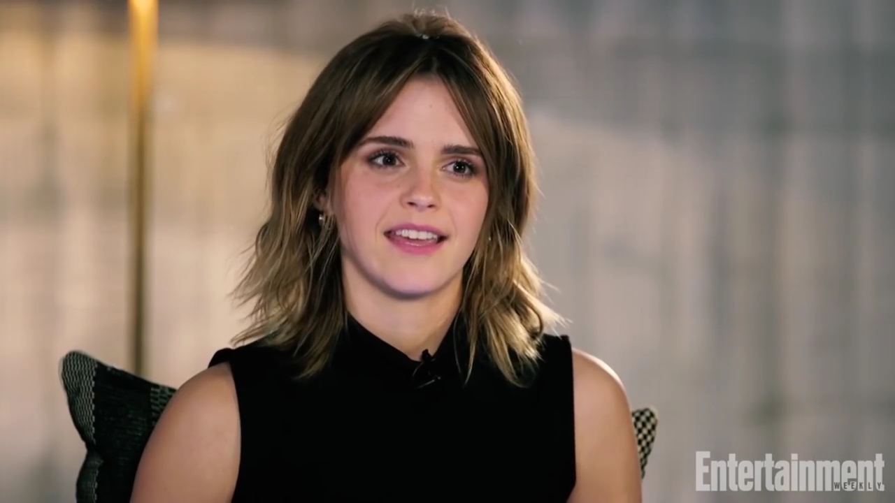 EmmaWatsonFan-nl_2017EntertainmentWeekly_KidsAskEmmaWatsonAboutBeautyAndTheBeastHarryPotterMore0035.jpg