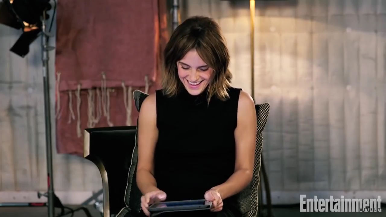 EmmaWatsonFan-nl_2017EntertainmentWeekly_KidsAskEmmaWatsonAboutBeautyAndTheBeastHarryPotterMore0139.jpg EmmaWatsonFan-nl_2017EntertainmentWeekly_KidsAskEmmaWatsonAboutBeautyAndTheBeastHarryPotterMore0139.jpg