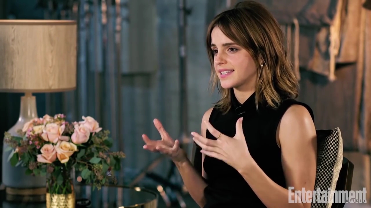 EmmaWatsonFan-nl_2017EntertainmentWeekly_KidsAskEmmaWatsonAboutBeautyAndTheBeastHarryPotterMore0182.jpg