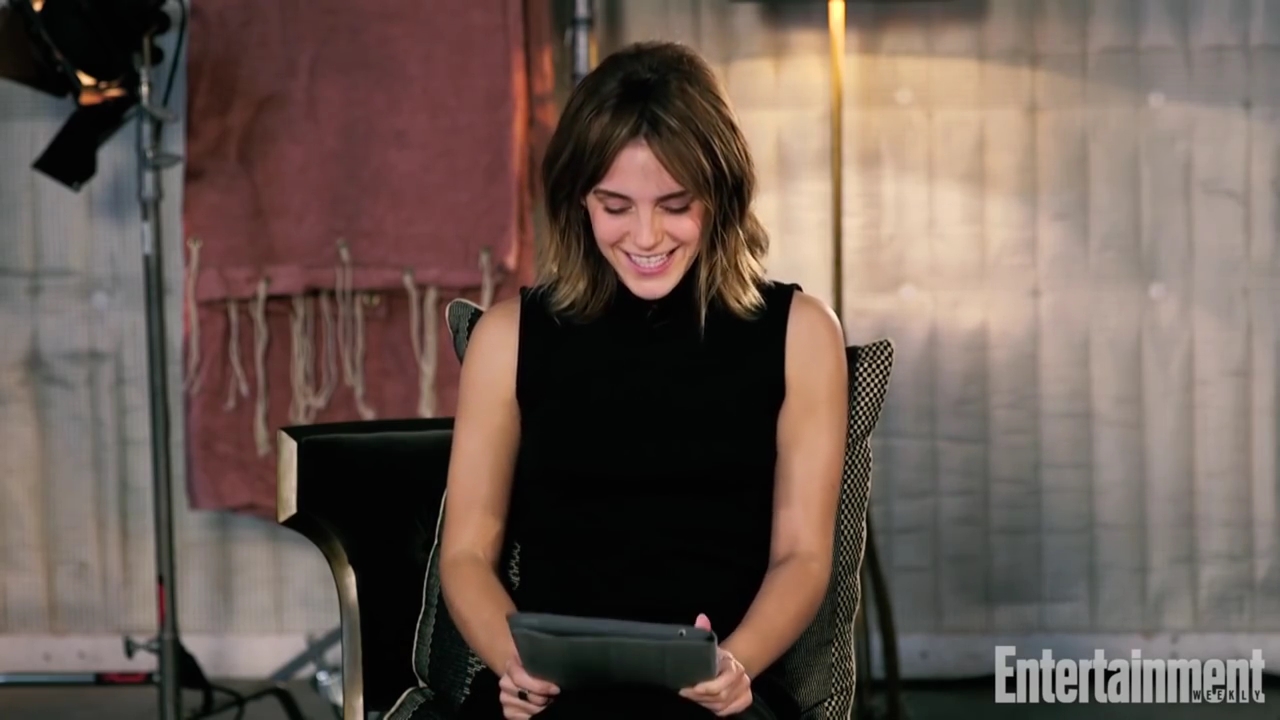 EmmaWatsonFan-nl_2017EntertainmentWeekly_KidsAskEmmaWatsonAboutBeautyAndTheBeastHarryPotterMore0228.jpg EmmaWatsonFan-nl_2017EntertainmentWeekly_KidsAskEmmaWatsonAboutBeautyAndTheBeastHarryPotterMore0228.jpg