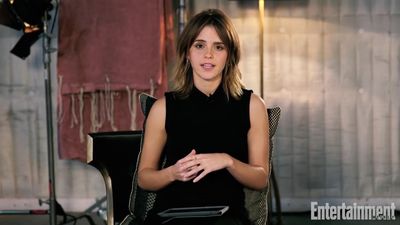 EmmaWatsonFan-nl_2017EntertainmentWeekly_KidsAskEmmaWatsonAboutBeautyAndTheBeastHarryPotterMore0205.jpg