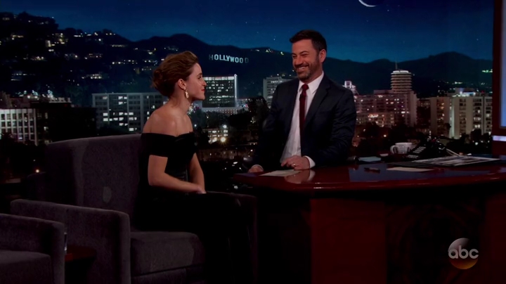 Emma-Watson-dot-nl_2017JimmyKimmelLive0121.jpg