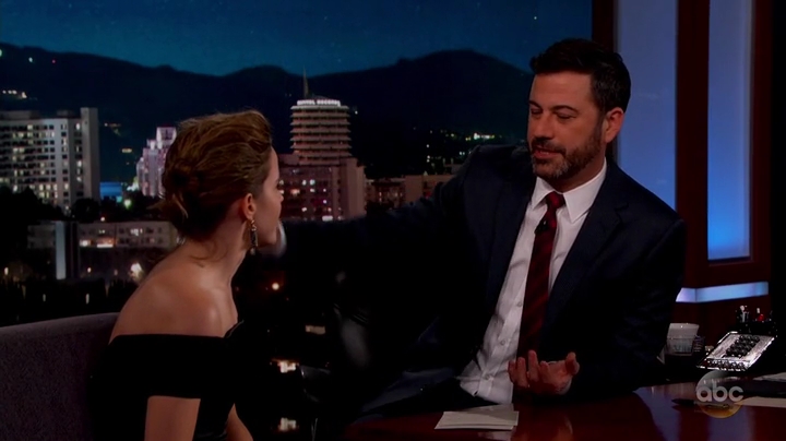 Emma-Watson-dot-nl_2017JimmyKimmelLive0196.jpg
