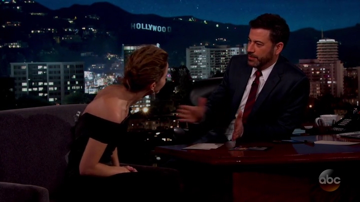 Emma-Watson-dot-nl_2017JimmyKimmelLive0557.jpg