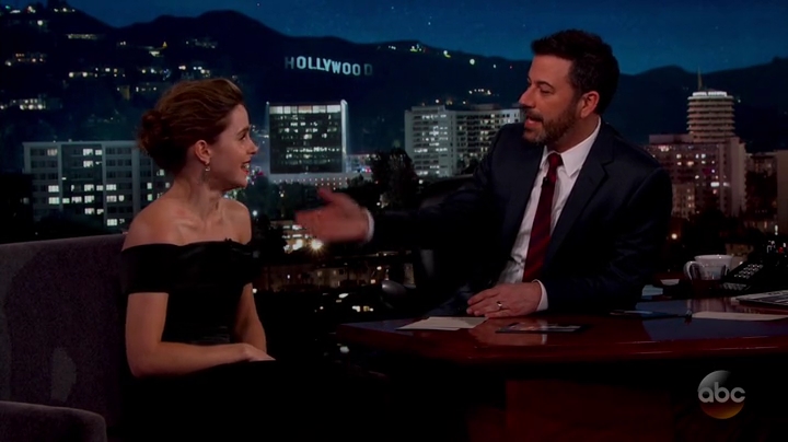 Emma-Watson-dot-nl_2017JimmyKimmelLive0694.jpg