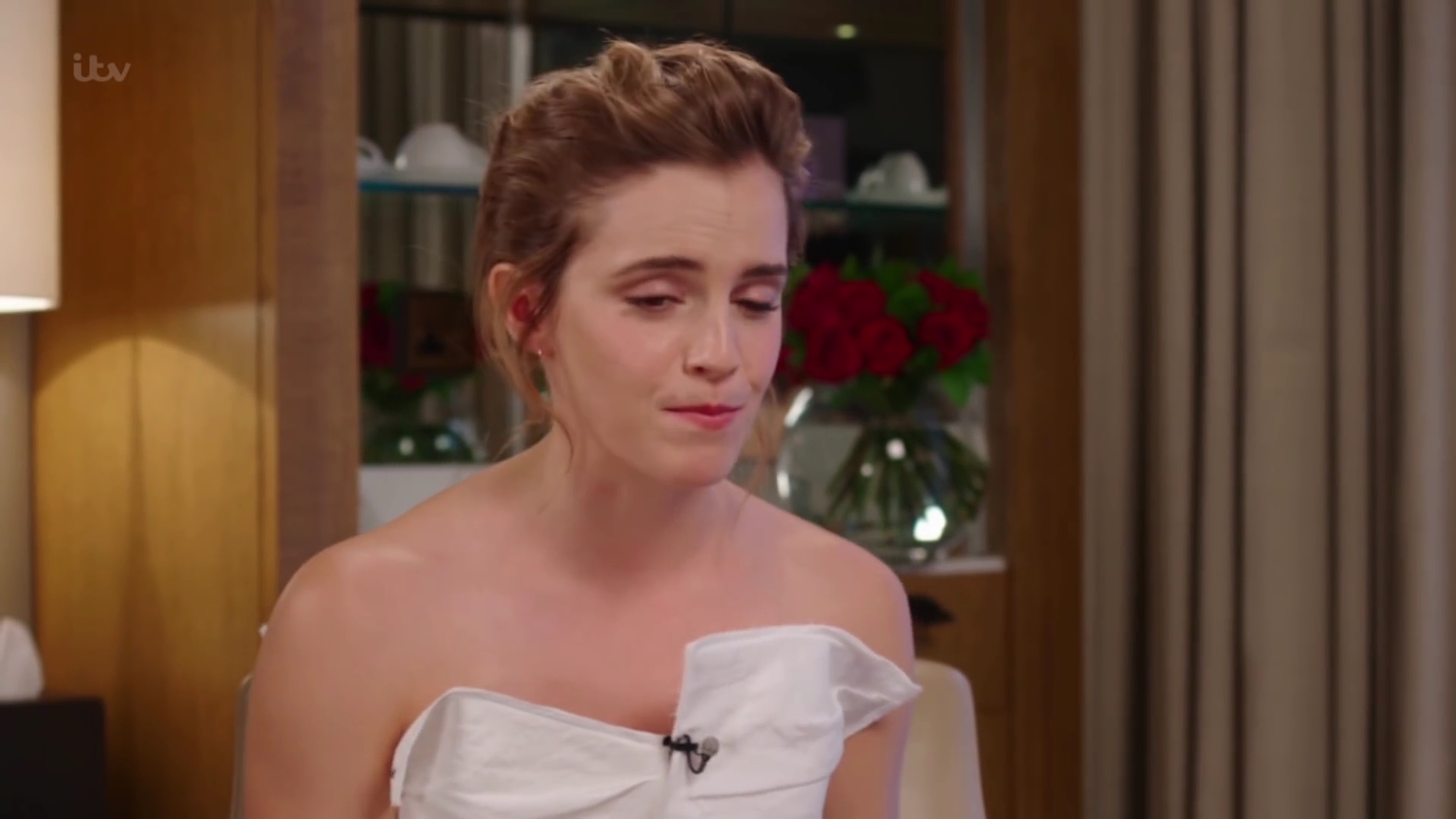 EmmaWatsonFan-dot-nl_2017Lorraine0320.jpg EmmaWatsonFan-dot-nl_2017Lorraine0320.jpg